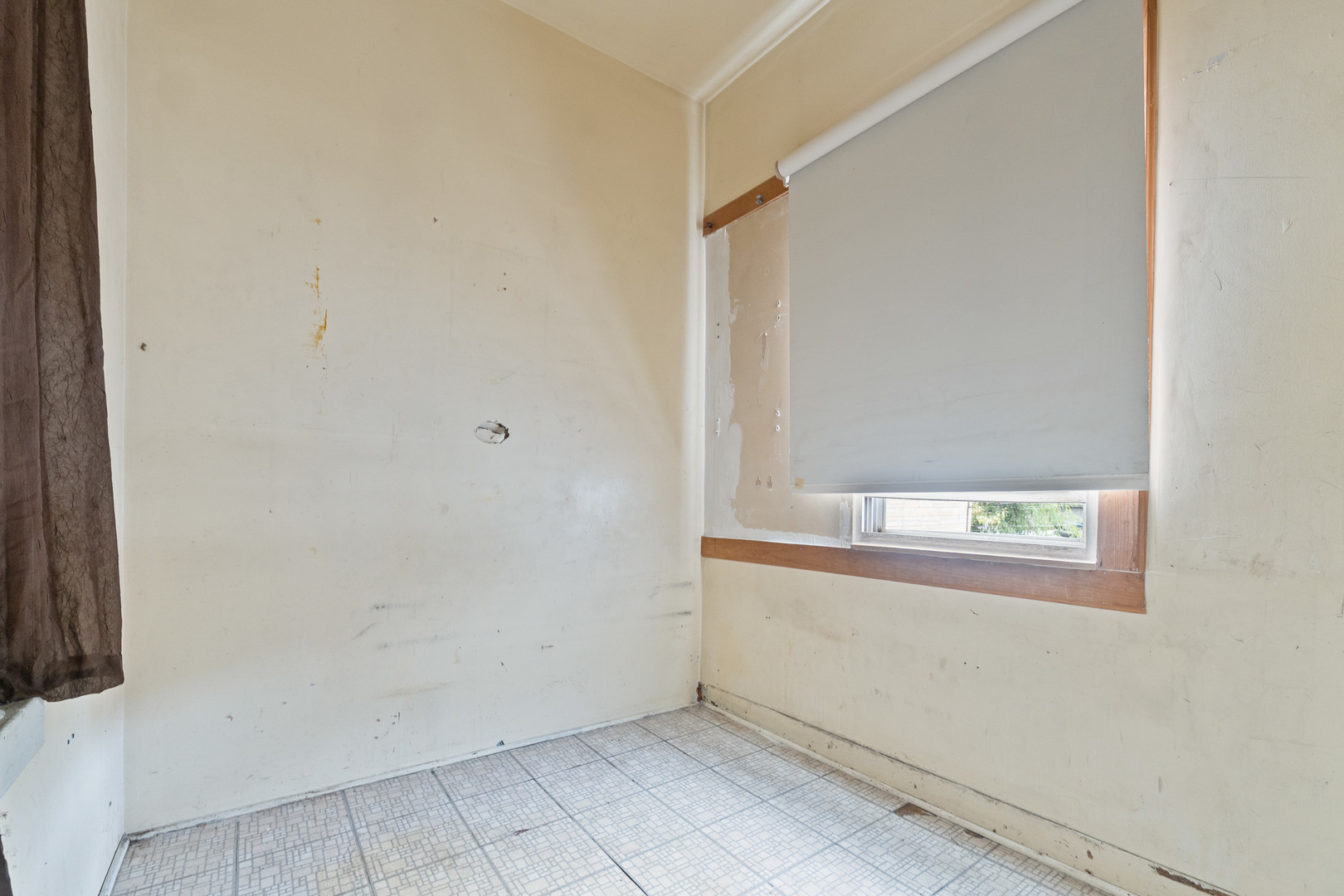 2706 S Trumbull Avenue Property Photo 10