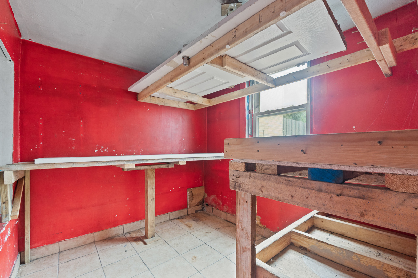 2706 S Trumbull Avenue Property Photo 11