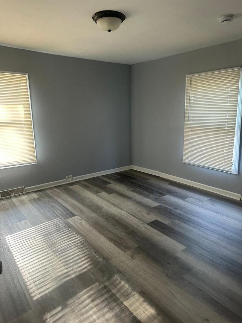15404 Maple Lane Property Photo 7