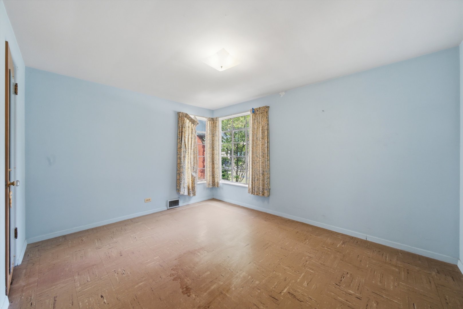 3518 Rosemear Avenue Property Photo 10
