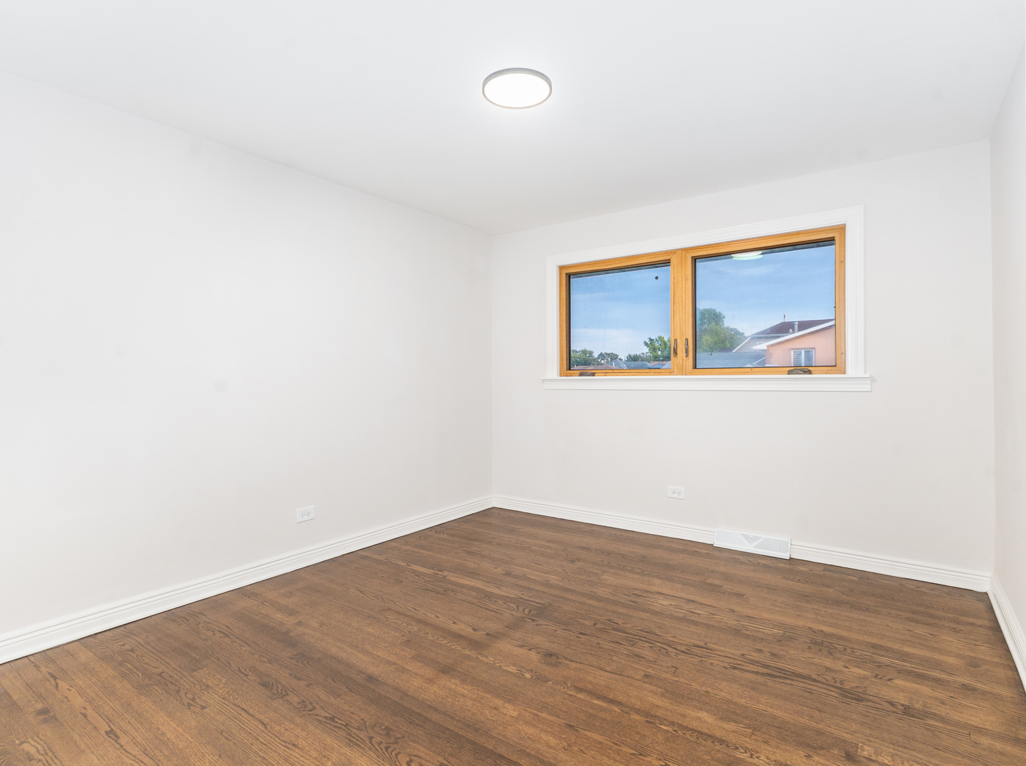 10458 S 81st Avenue Property Photo 21