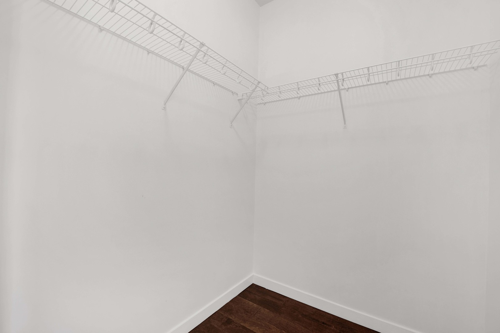1111 W 15th Street 410 Property Photo 20