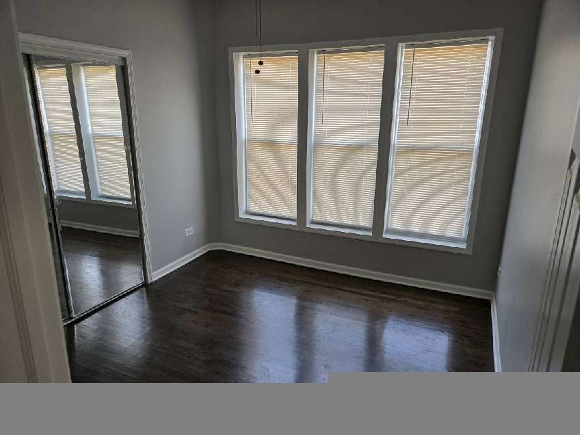 5900 S Prairie Avenue 2 Property Photo 8