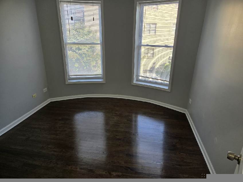 5900 S Prairie Avenue 2 Property Photo 11