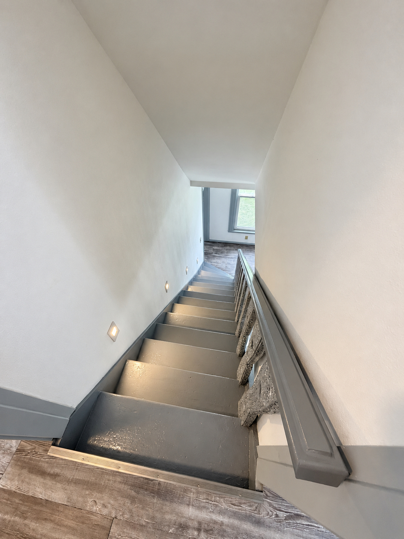 208 W Pells Street Property Photo 7