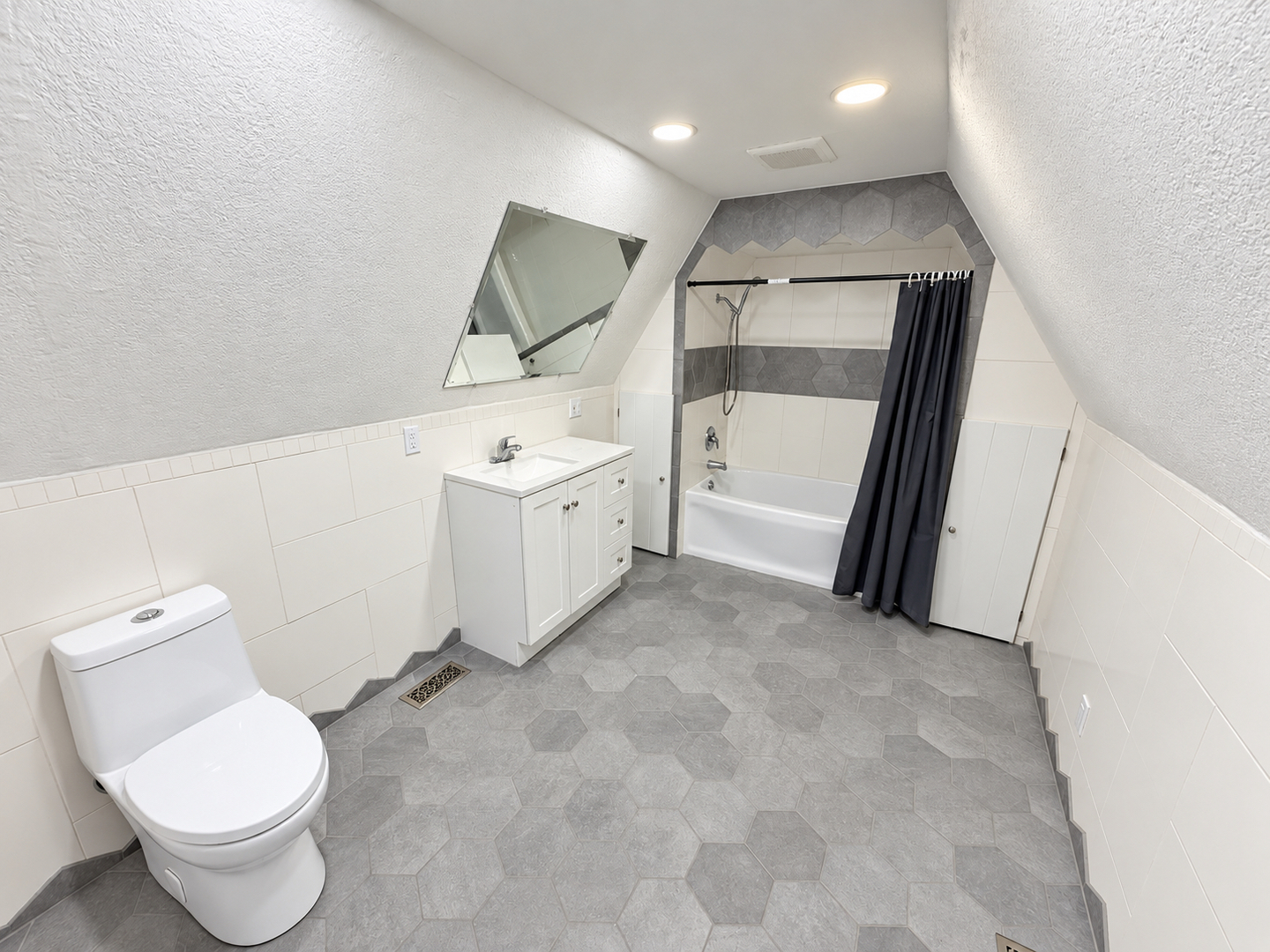208 W Pells Street Property Photo 20