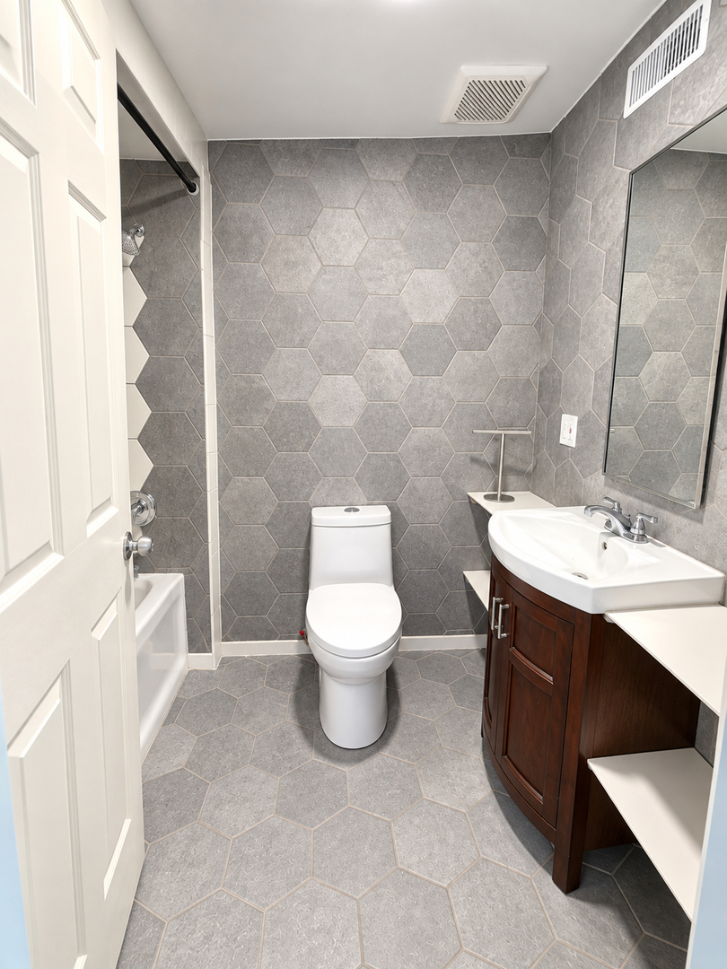 208 W Pells Street Property Photo 36