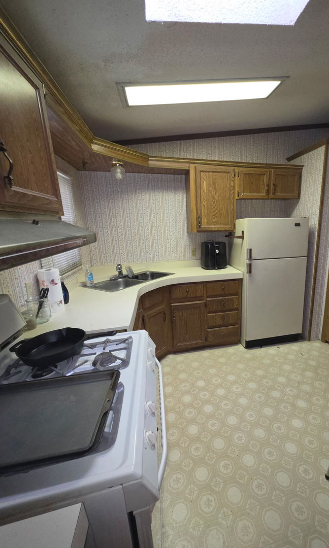 17 Cedar Lane Property Photo 13