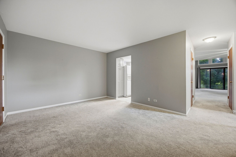 5s039 Pebble Beach Court Property Photo 3