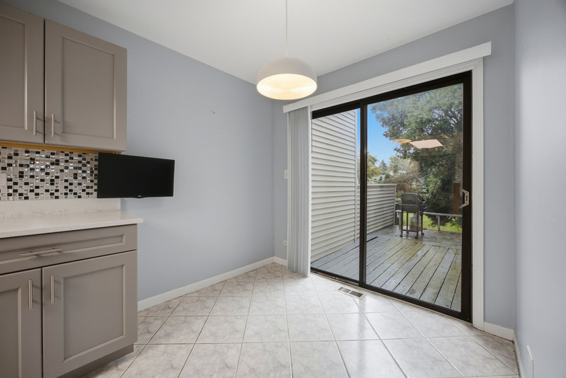 5s039 Pebble Beach Court Property Photo 6