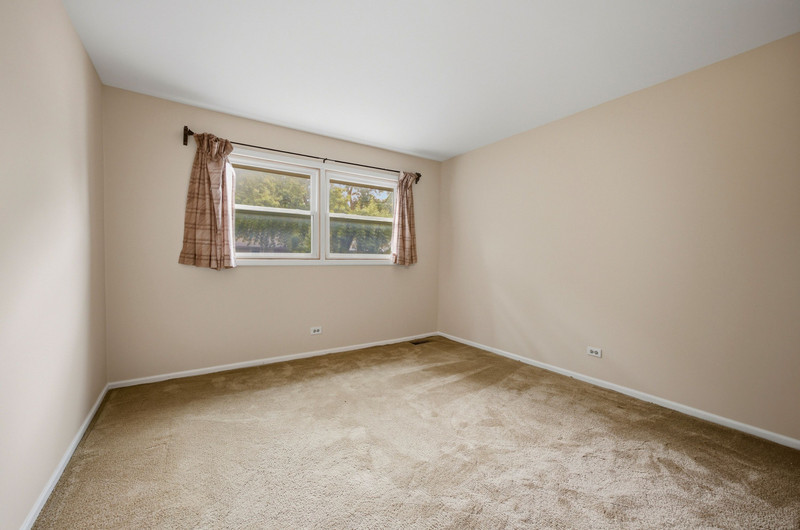 5s039 Pebble Beach Court Property Photo 16