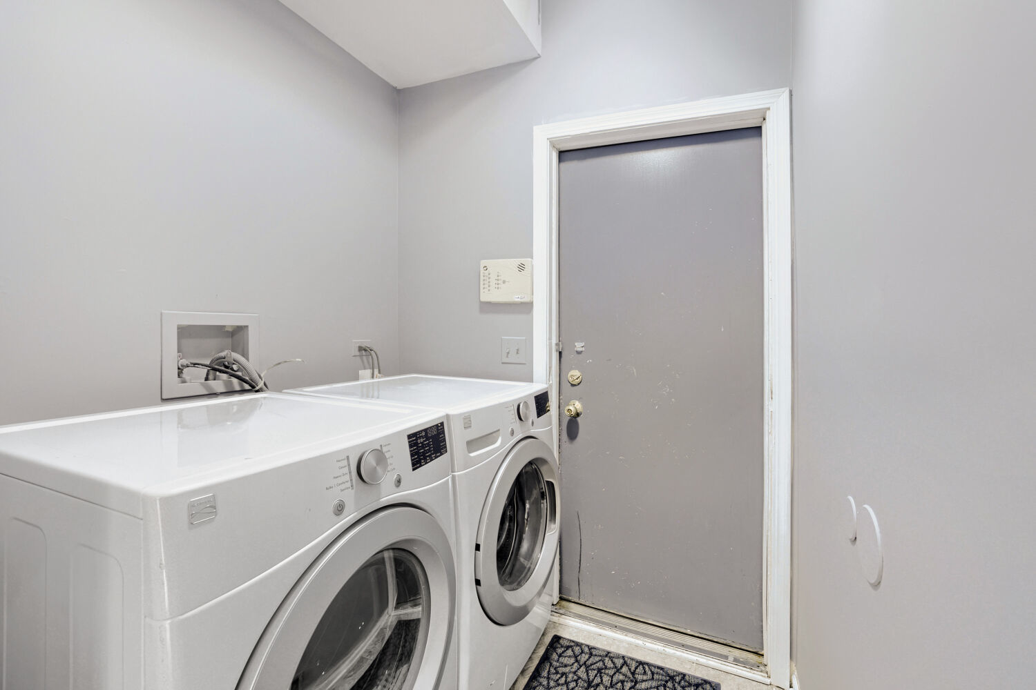 16 Clover Circle Property Photo 13
