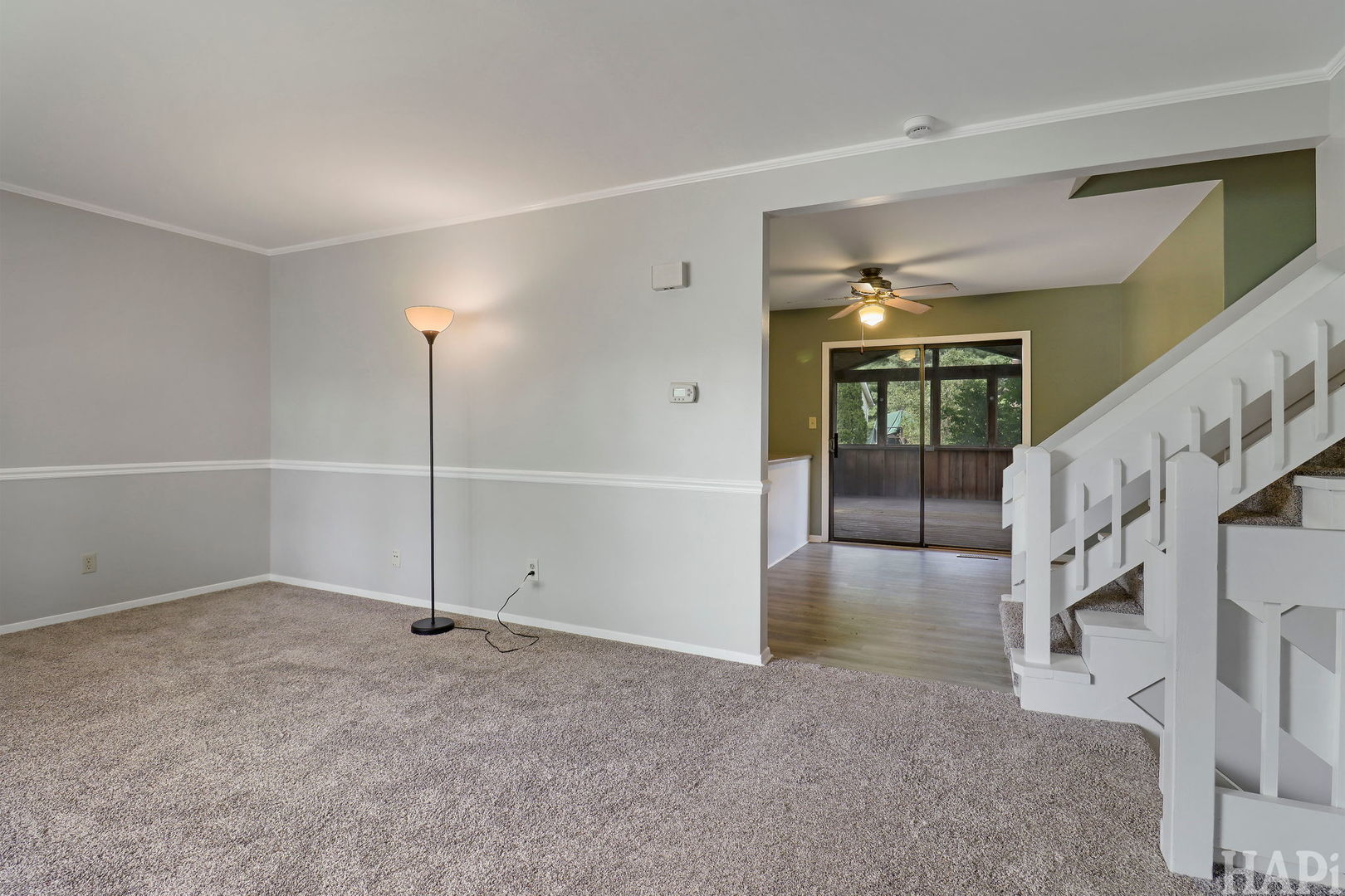 5014 W Greenbrier Drive Property Photo 5