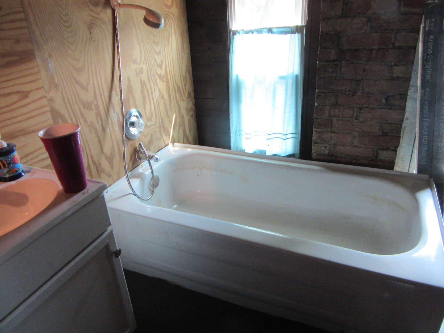 910 Oneida Street Property Photo 23