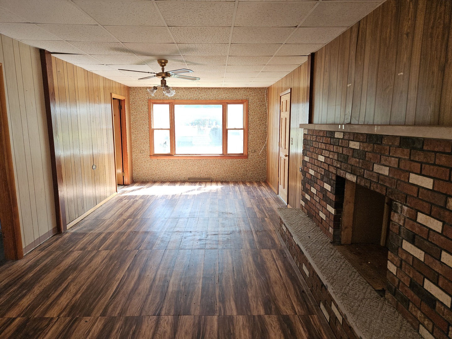 211 N Seba Street Property Photo 12