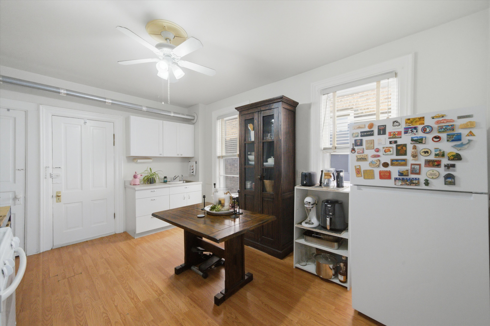1433 W Superior Street Property Photo 15