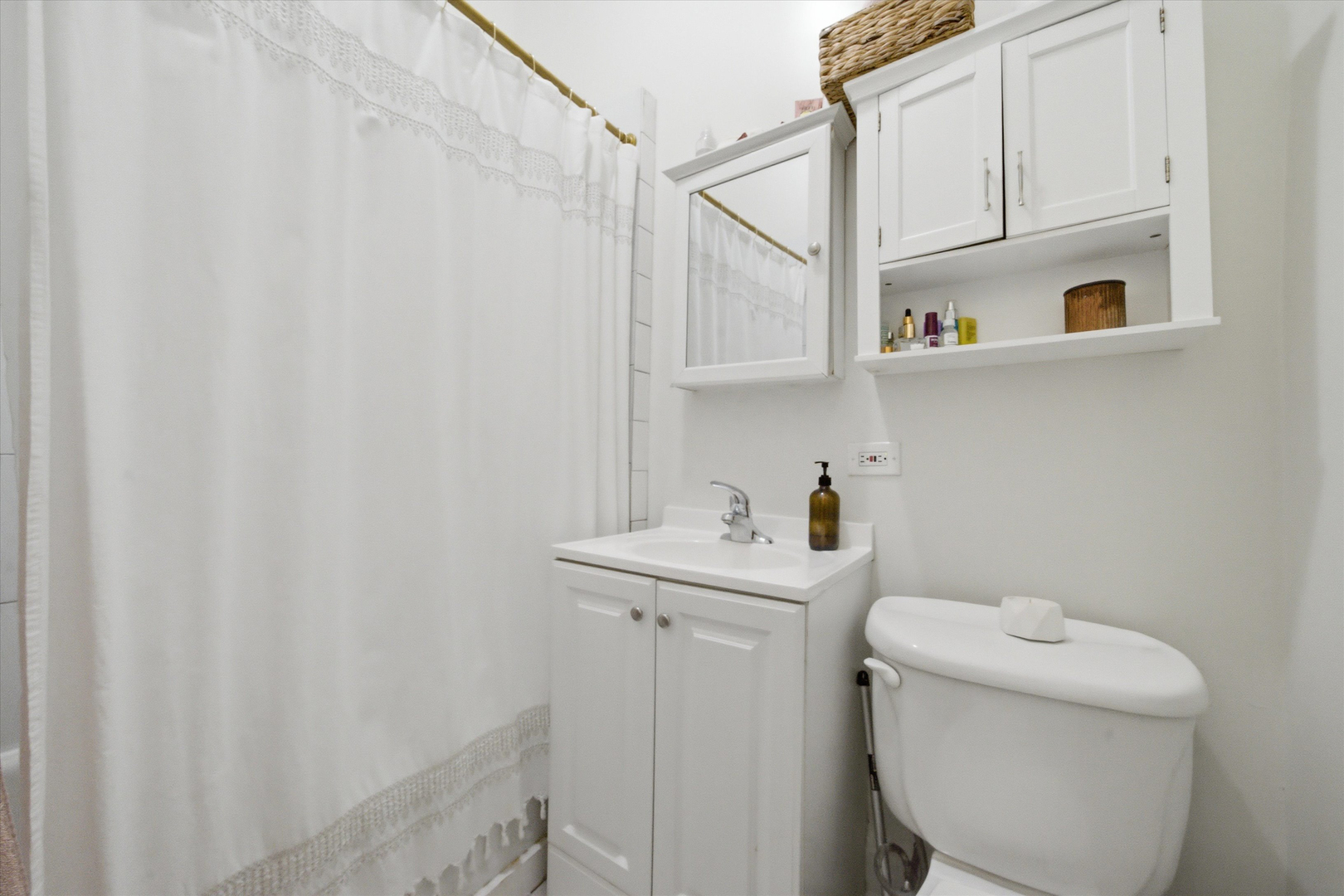 1433 W Superior Street Property Photo 20