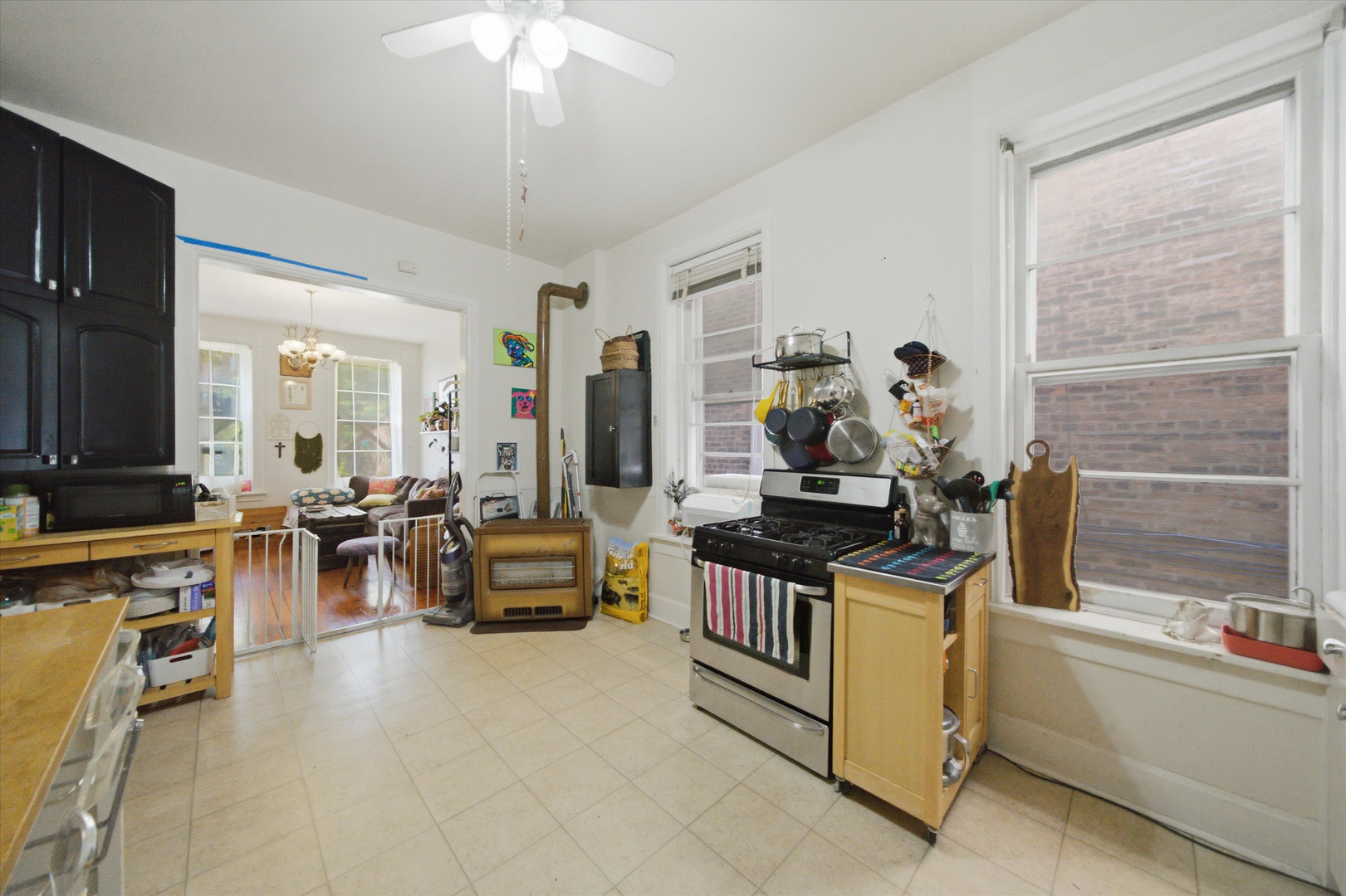 1433 W Superior Street Property Photo 26