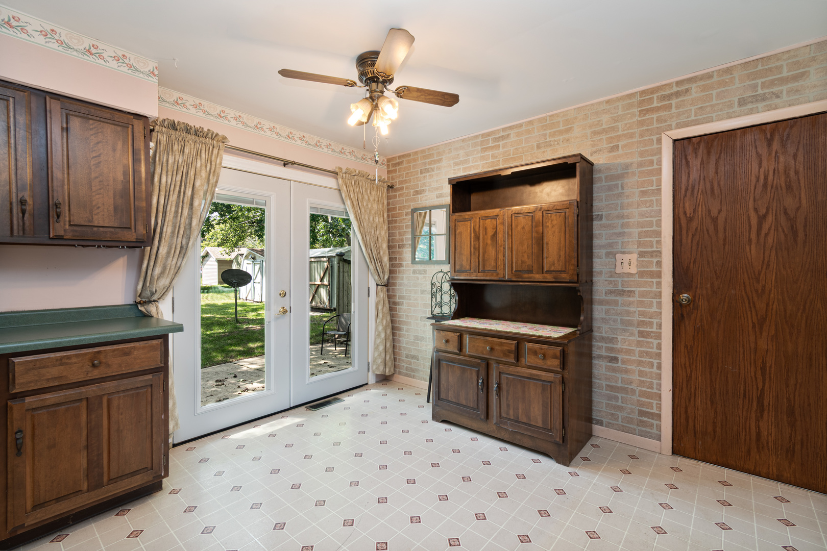111 Morgan Street Property Photo 13