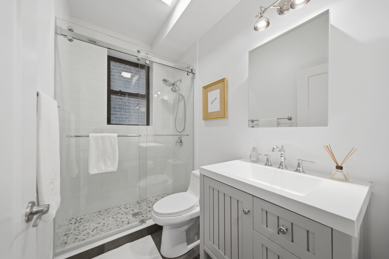 1122 W Armitage Avenue 102 Property Photo 12