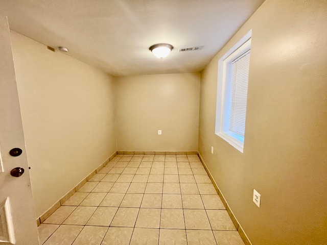 2227 W 19th Street Coach Property Photo 5