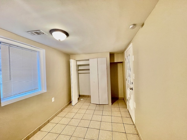 2227 W 19th Street Coach Property Photo 6