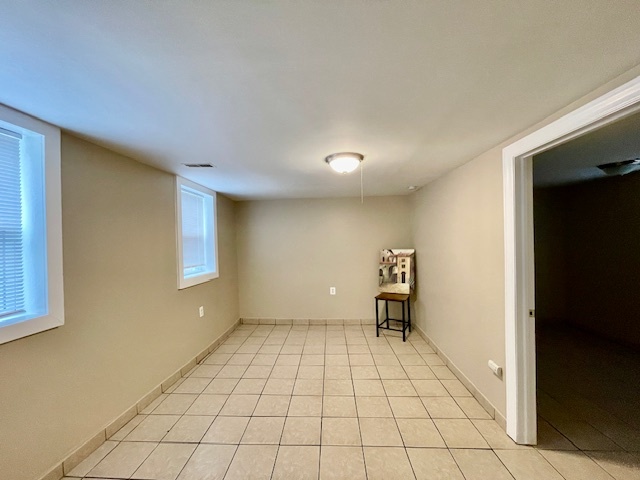 2227 W 19th Street Coach Property Photo 7