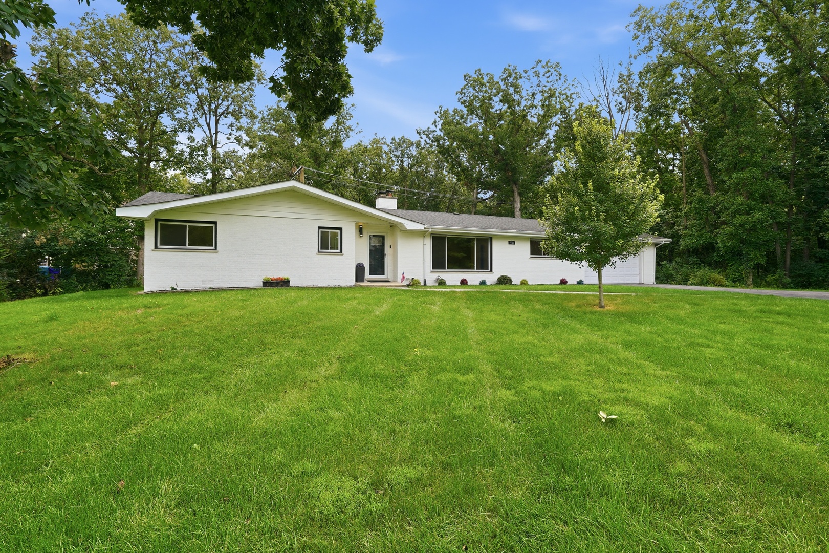 3585 Beckwith Lane Property Photo 3