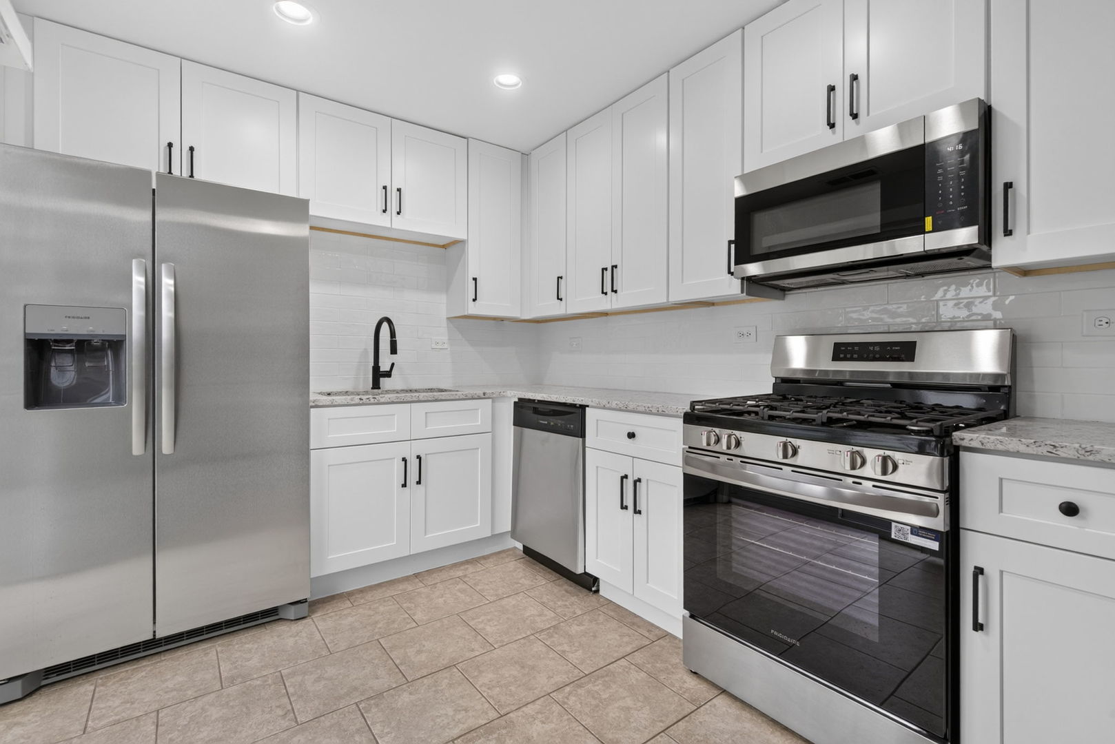 1721 Kelly Avenue Property Photo 10