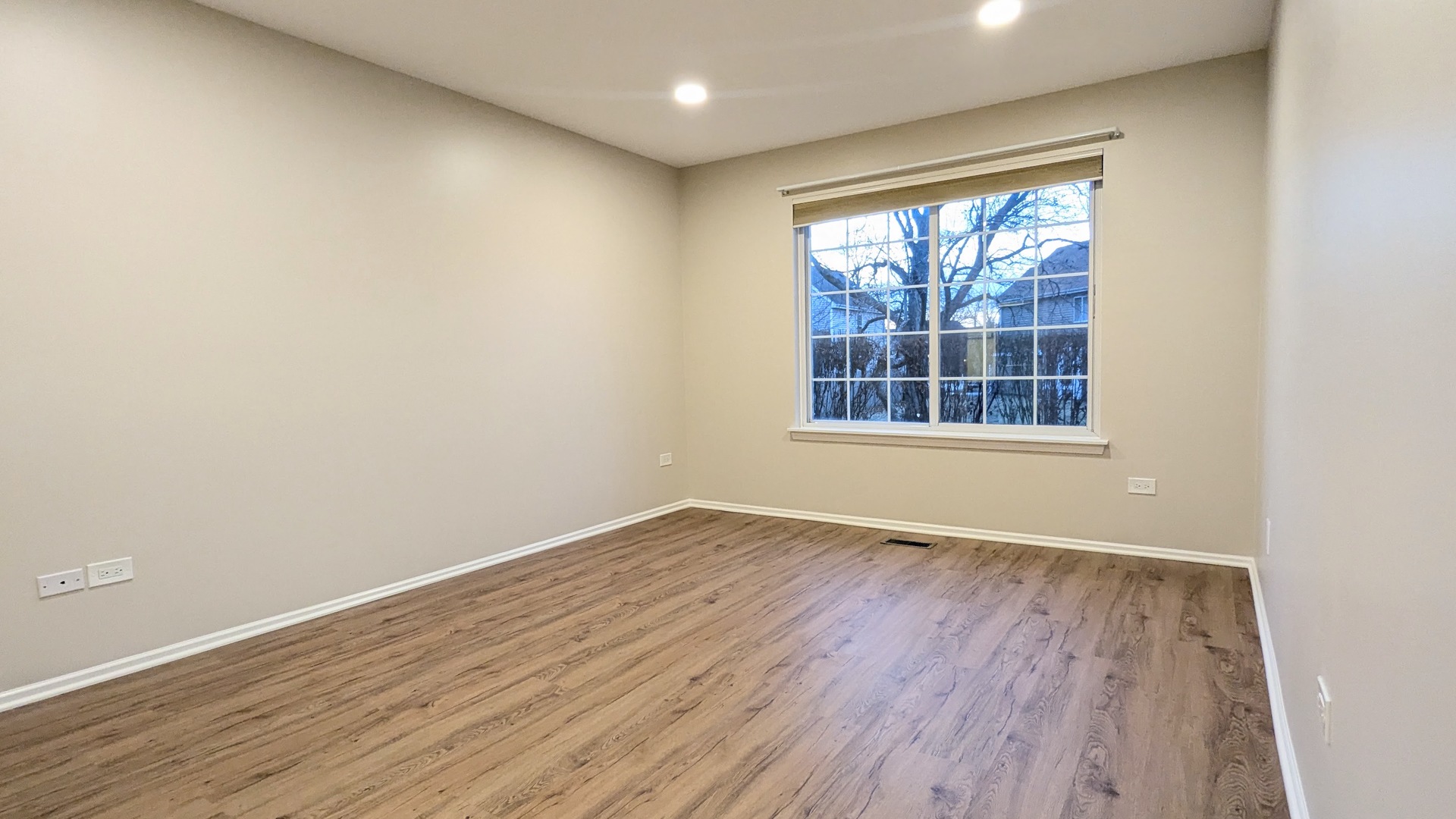 1628 Columbia Circle Property Photo 8