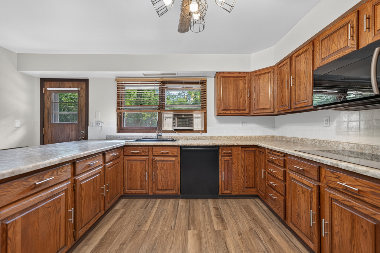 450 Marstonmoor Road Property Photo 17