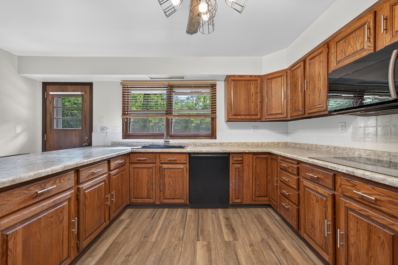 450 Marstonmoor Road Property Photo 18
