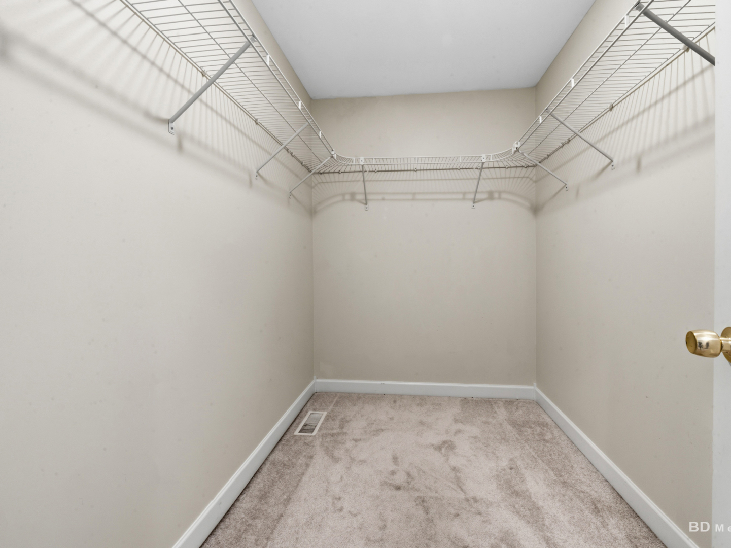 401 Division Street Property Photo 21