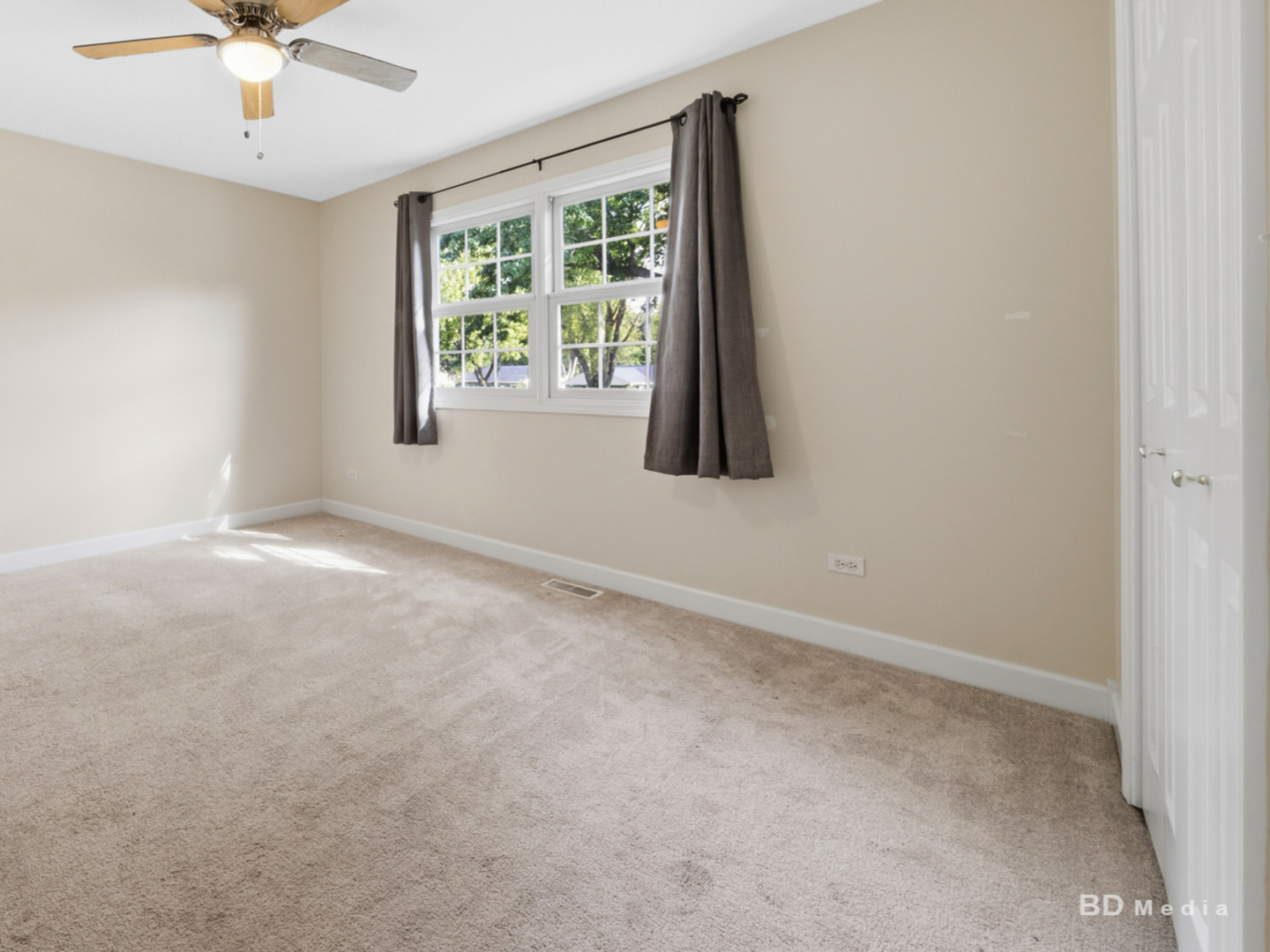 401 Division Street Property Photo 23