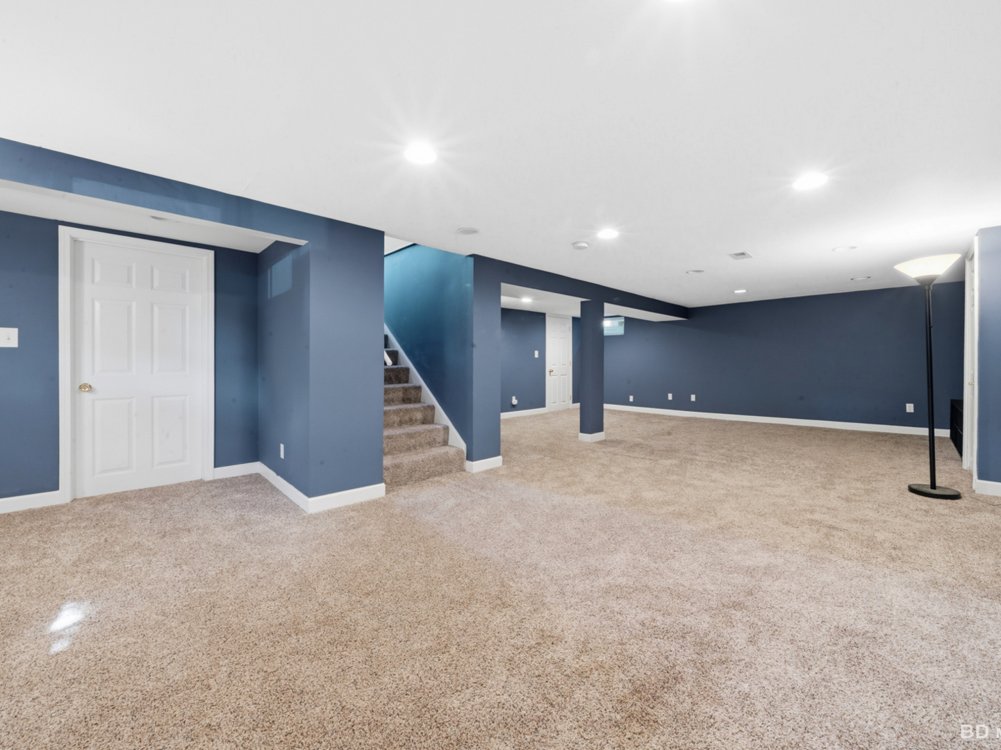 401 Division Street Property Photo 27