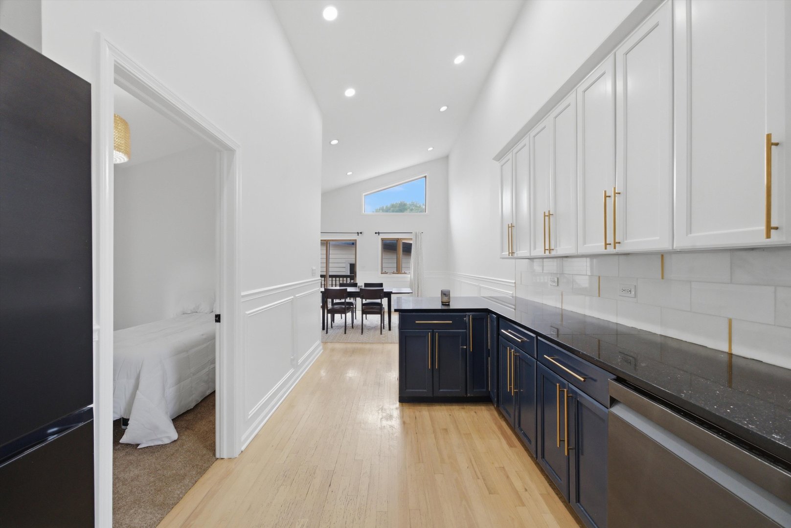 4550 S Mcdowell Avenue Property Photo 13