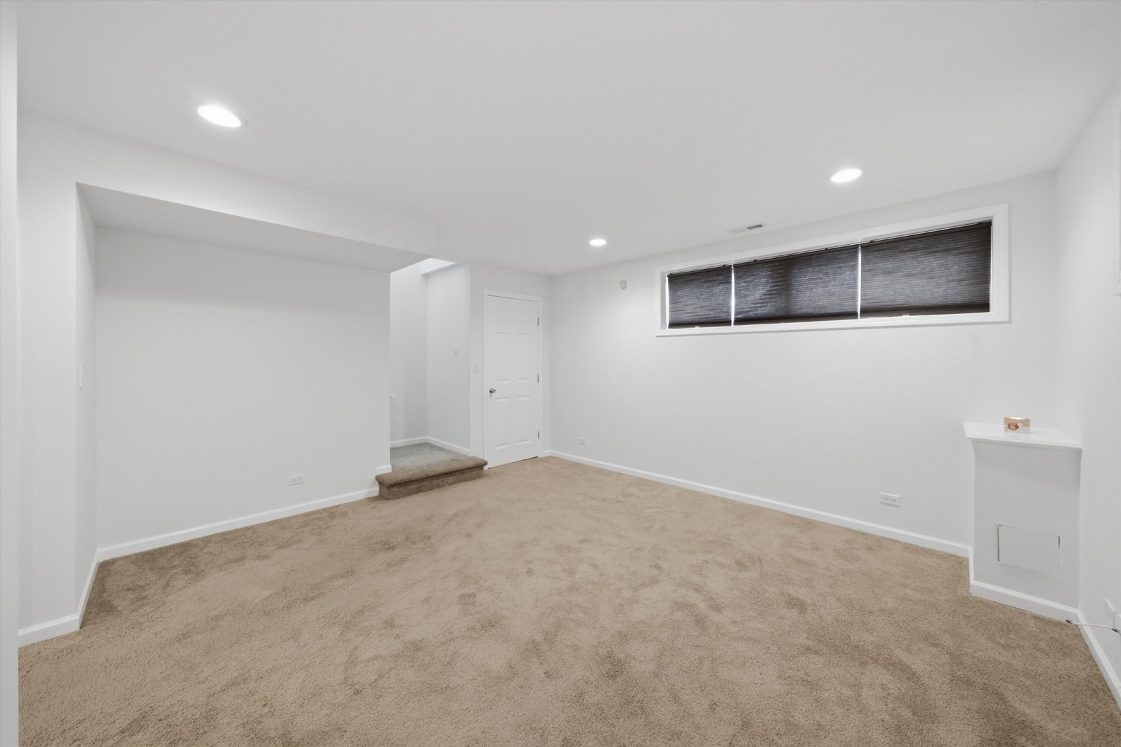 4550 S Mcdowell Avenue Property Photo 26