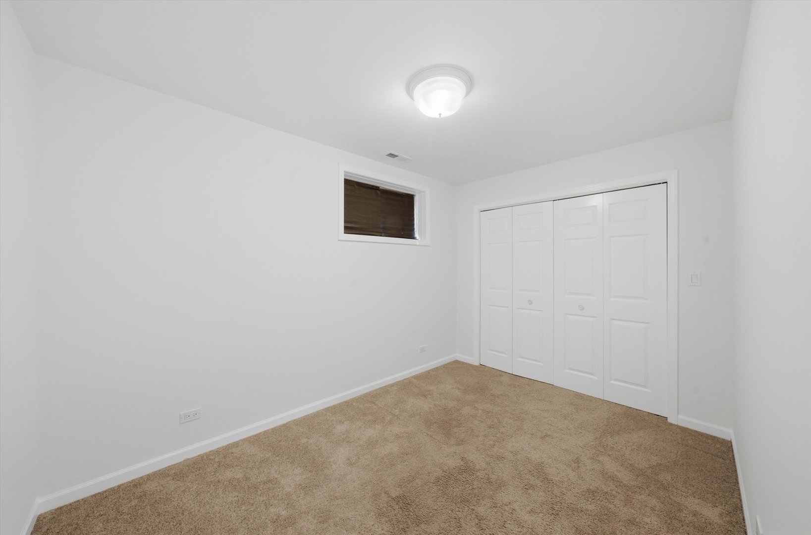 4550 S Mcdowell Avenue Property Photo 28