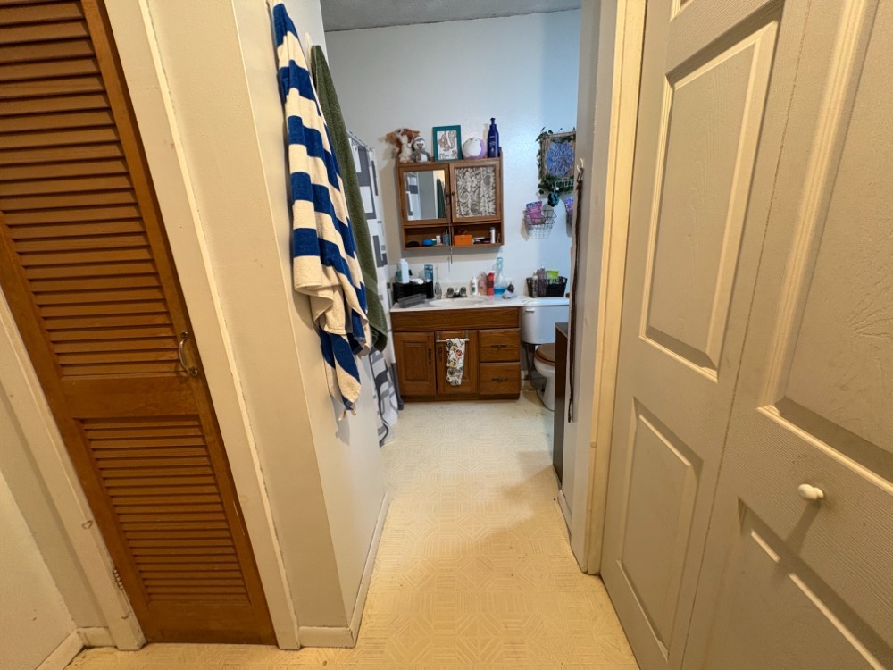 201 S Barber Avenue Property Photo 15