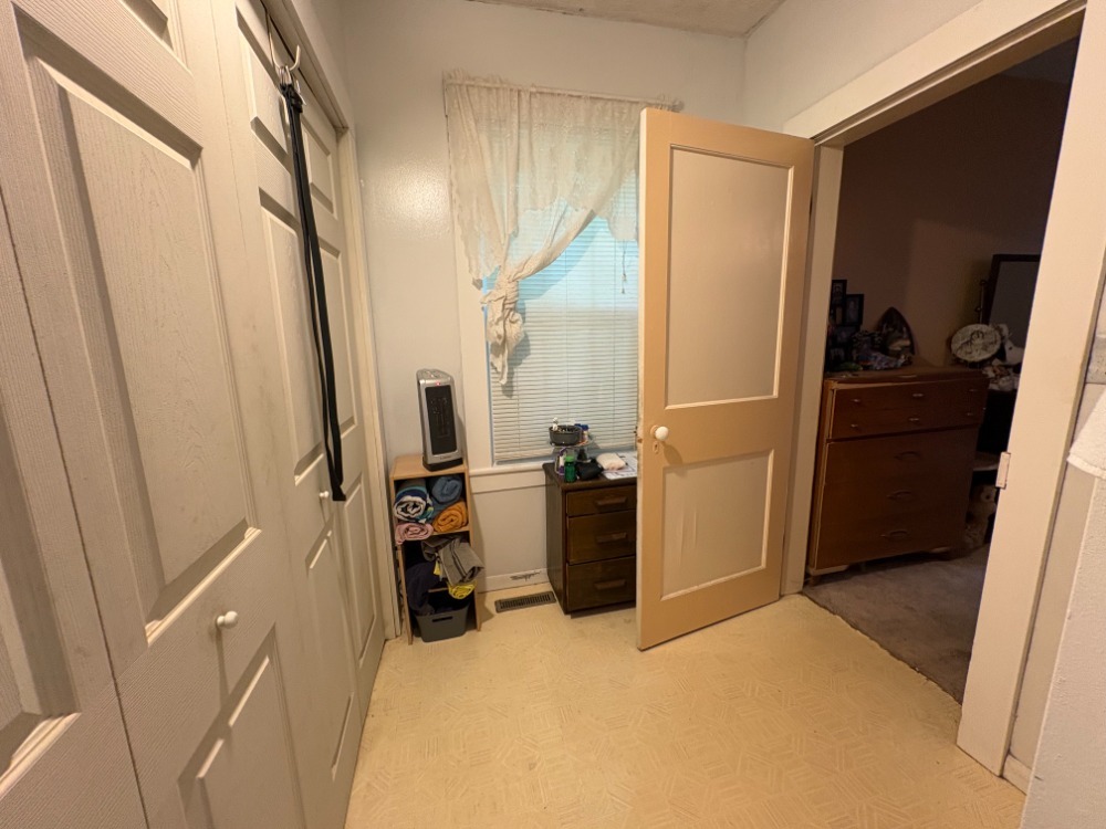 201 S Barber Avenue Property Photo 17