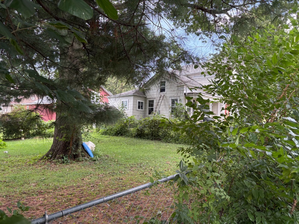 201 S Barber Avenue Property Photo 46