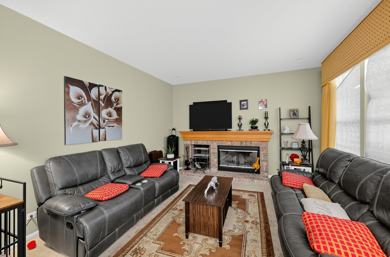 18499 W Springwood Drive Property Photo 6