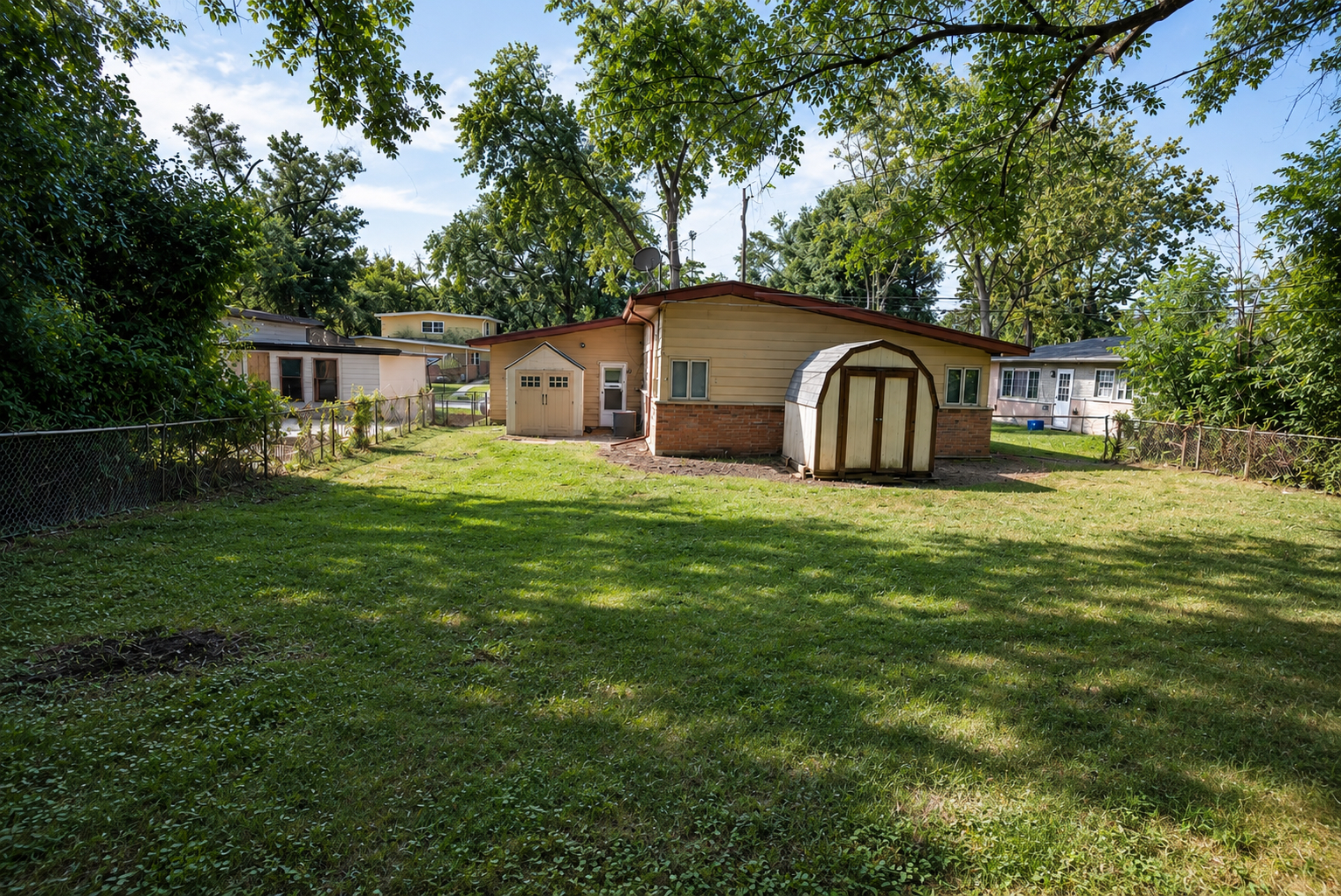 322 Sioux Street Property Photo 14
