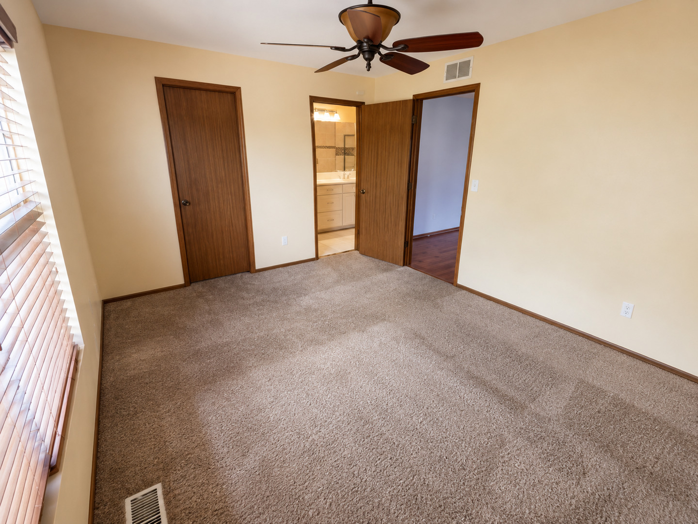 125 Hamlet Circle Property Photo 11