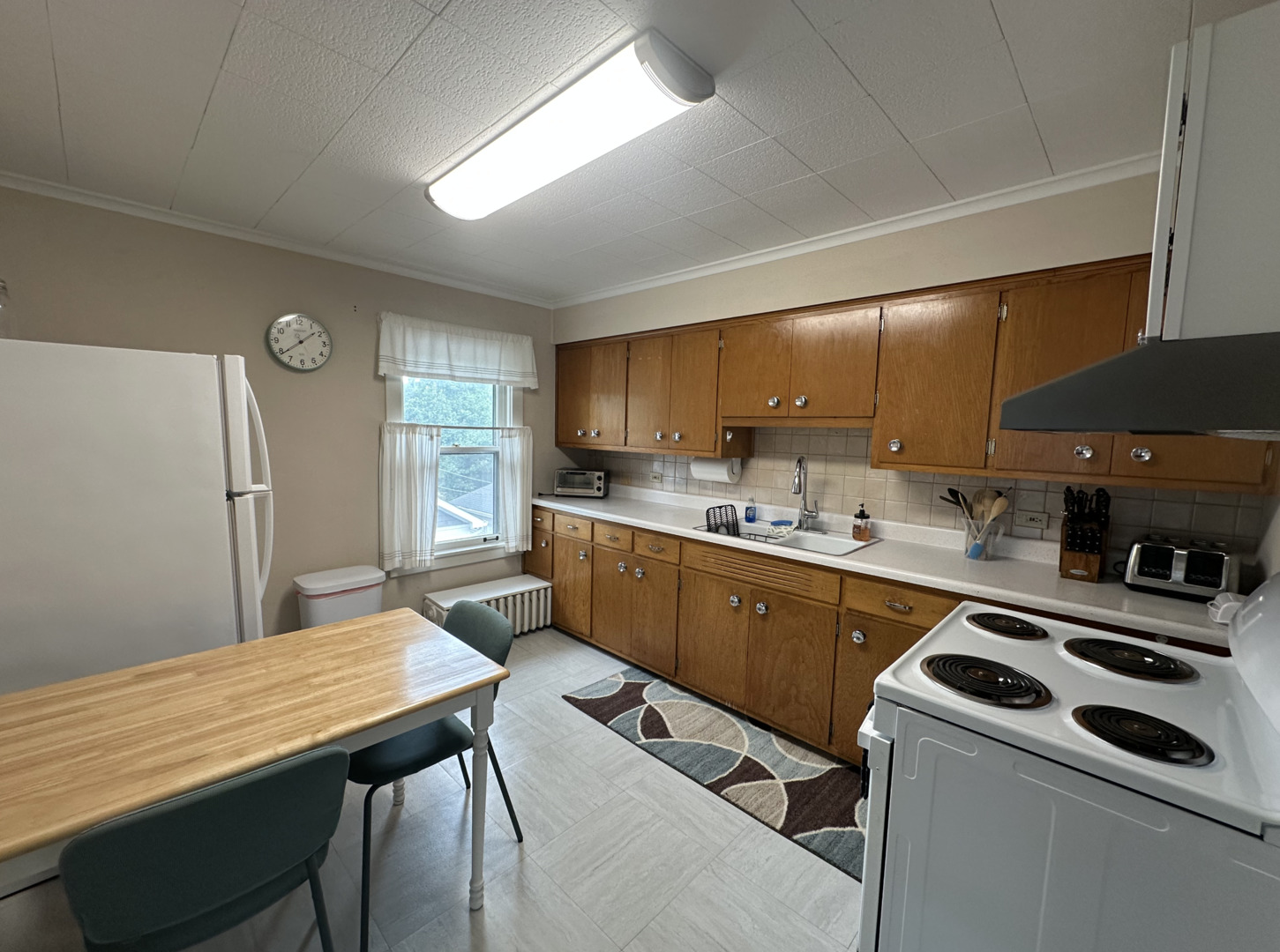 667 Homewood Avenue 2 Property Photo 2