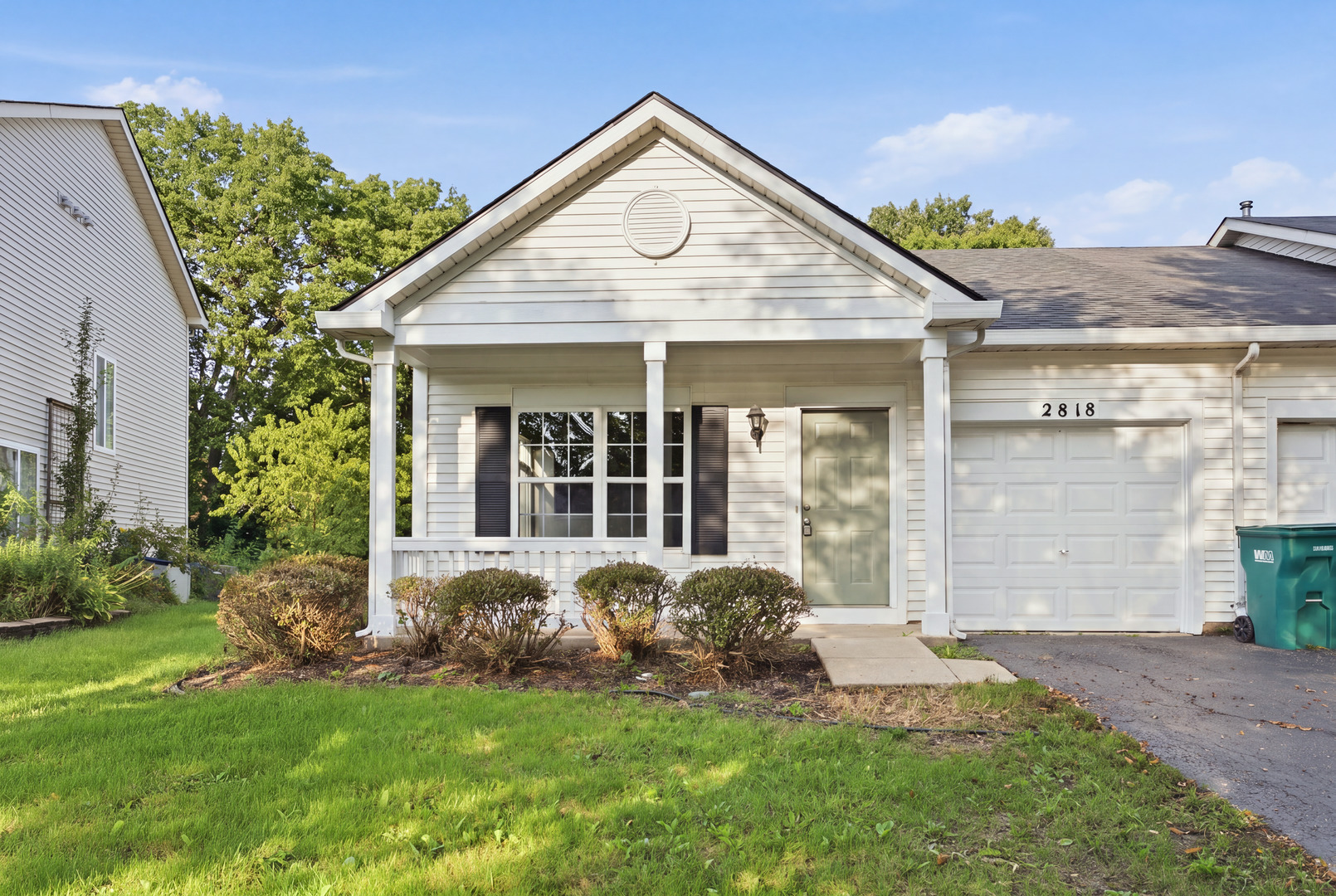 2818 Sun Valley Drive Property Photo 1