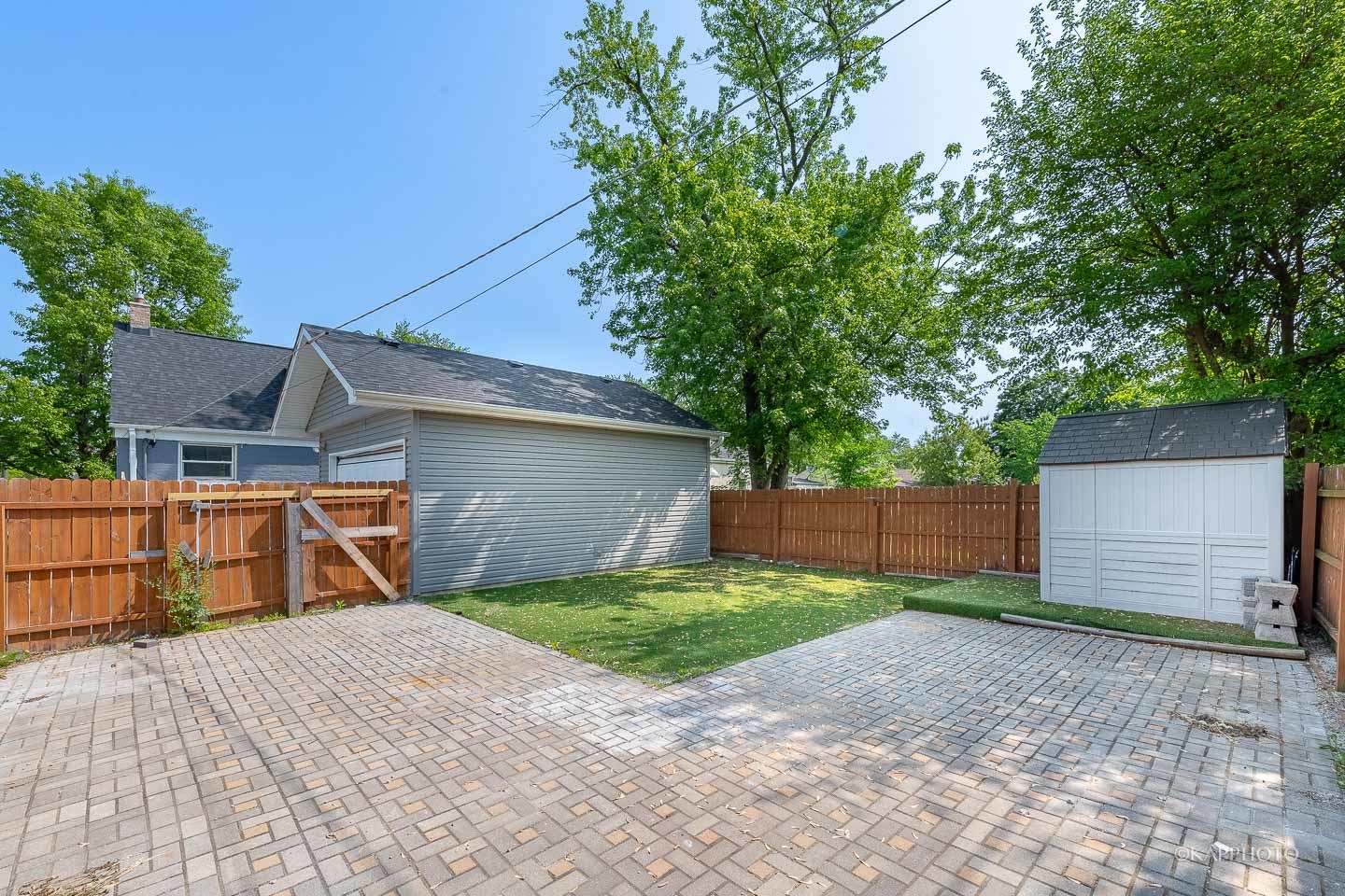 40 W 36th Place Property Photo 31
