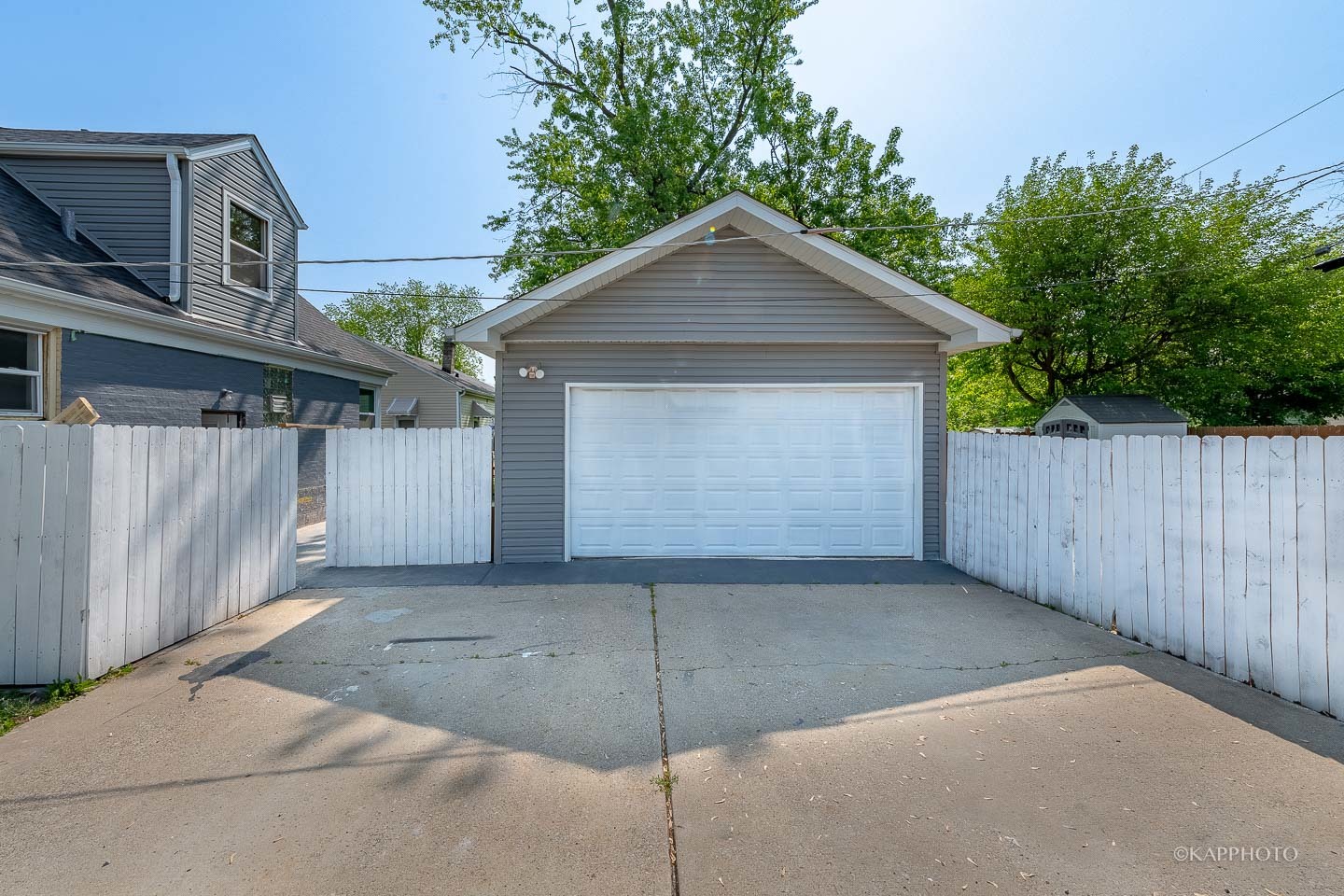 40 W 36th Place Property Photo 32