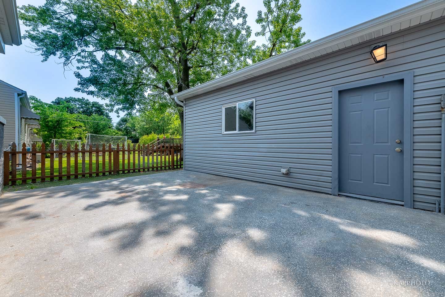 40 W 36th Place Property Photo 34