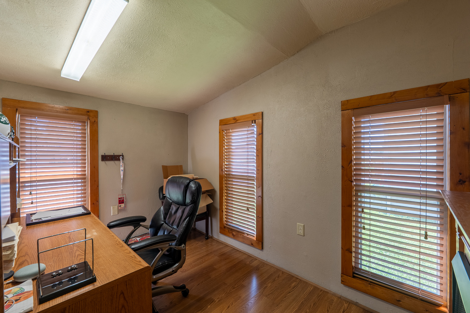 1201 S Park Avenue Property Photo 18